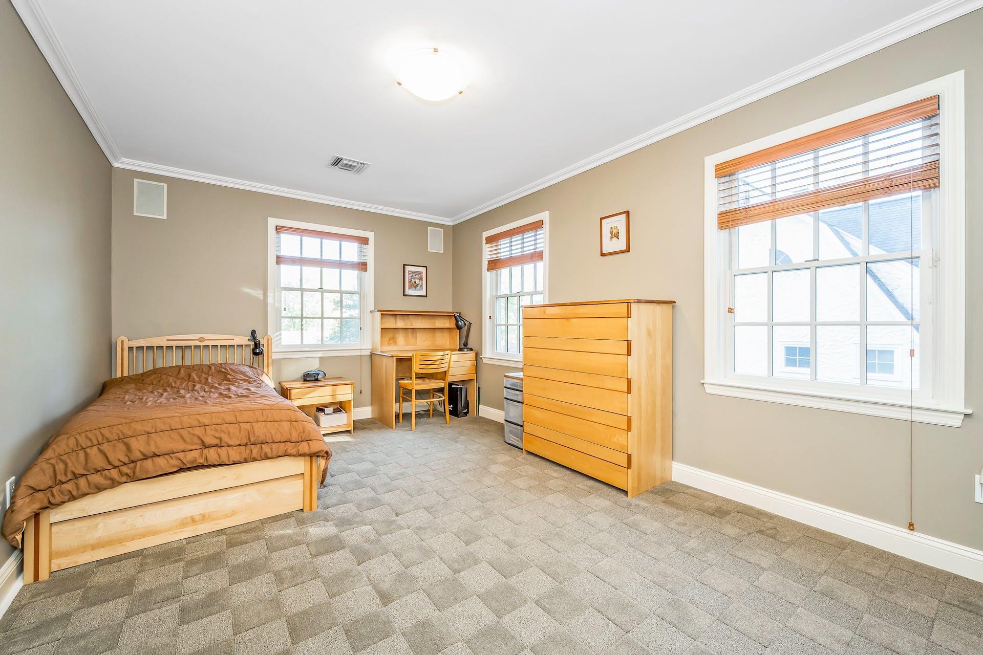 194 Delhi Road, Scarsdale, New York image 20