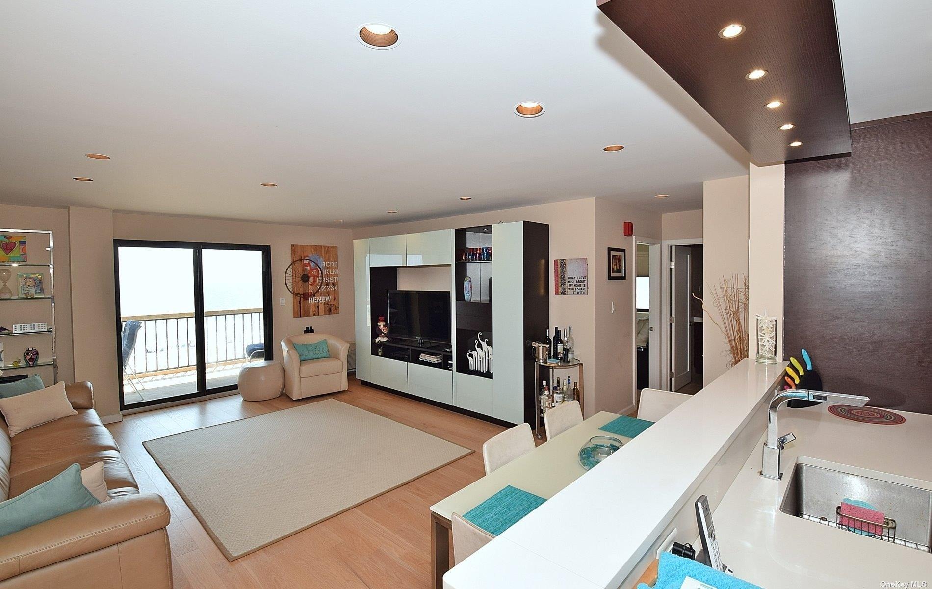 360 Shore Road 5E