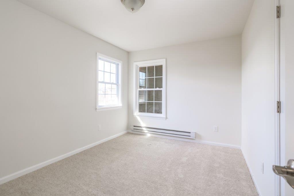 3 Emerald Lane, Amityville, New York image 12