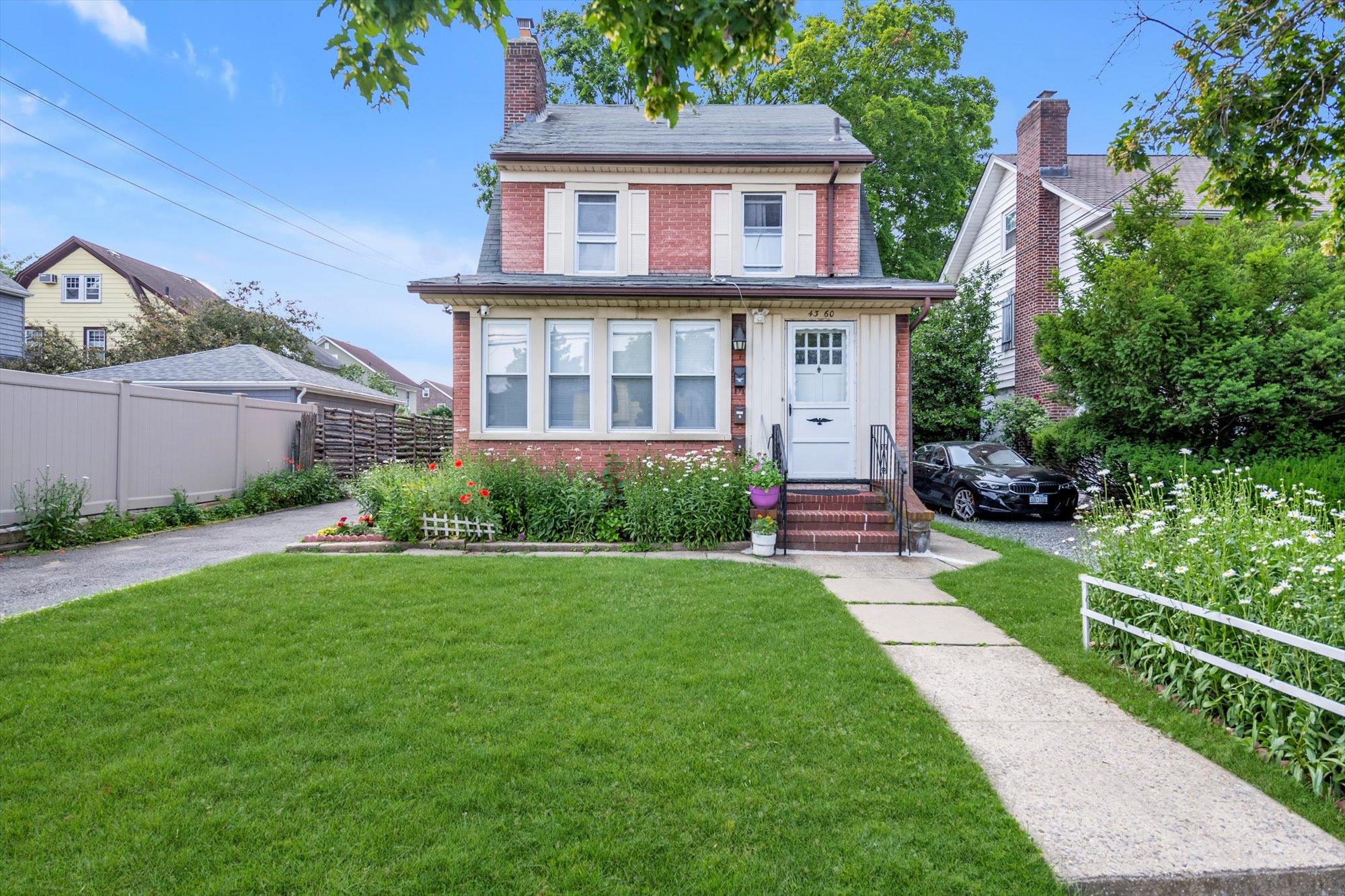 Property for Sale at Auburndale Lane, Flushing, Queens, NY - Bedrooms: 4 
Bathrooms: 2  - $1,650,000