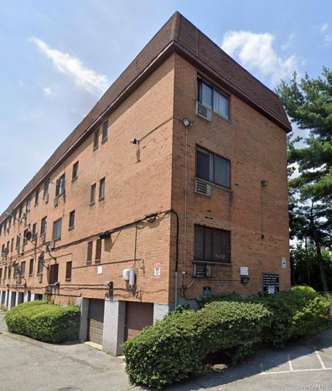 Photo of 7449 Calamus Avenue #51, Elmhurst, NY 11373 (MLS # 940539)