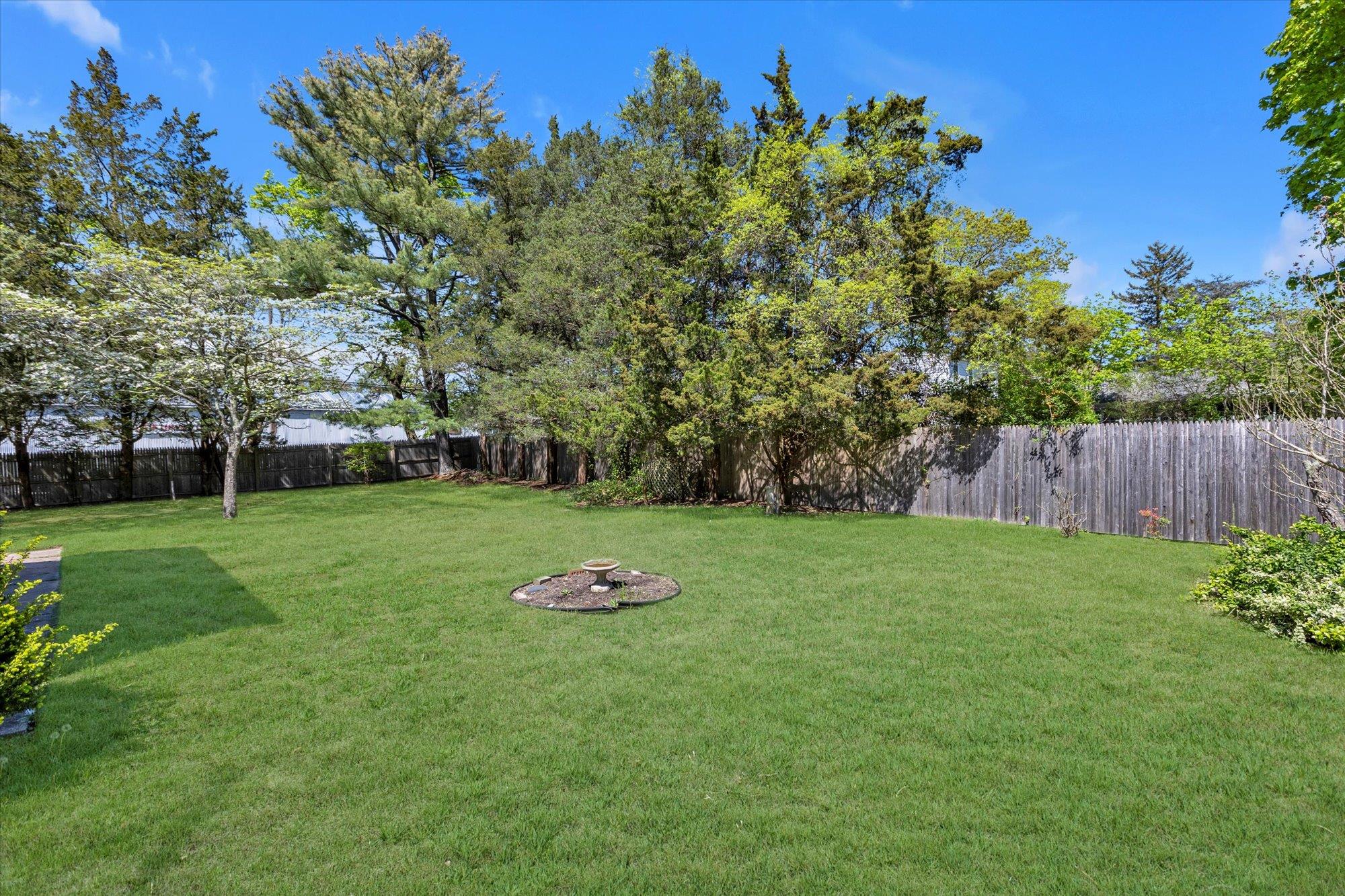 53 3rd Avenue, East Islip, New York image 23