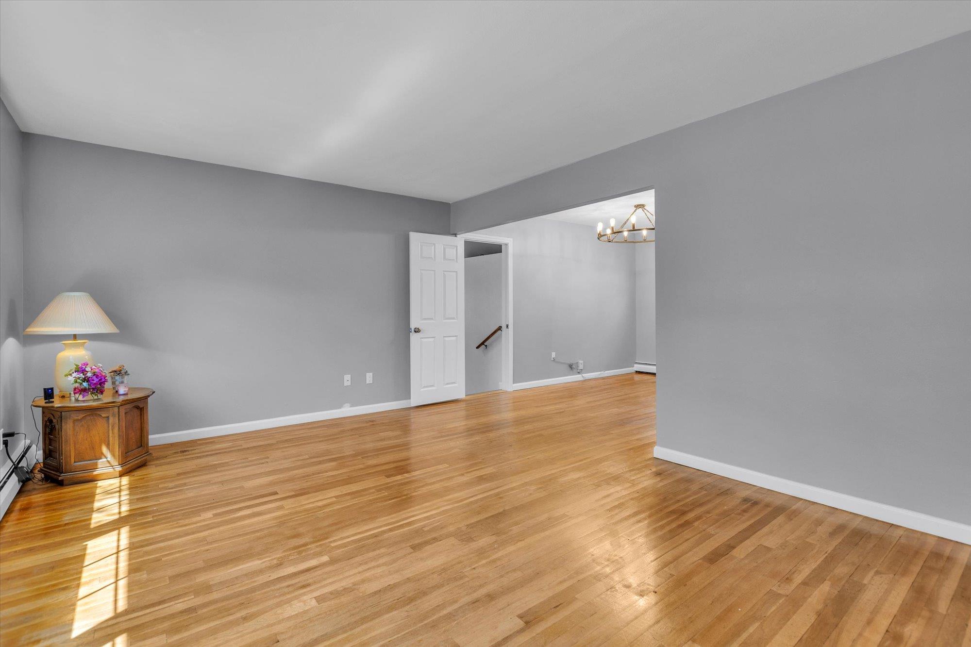 53 3rd Avenue, East Islip, New York image 3