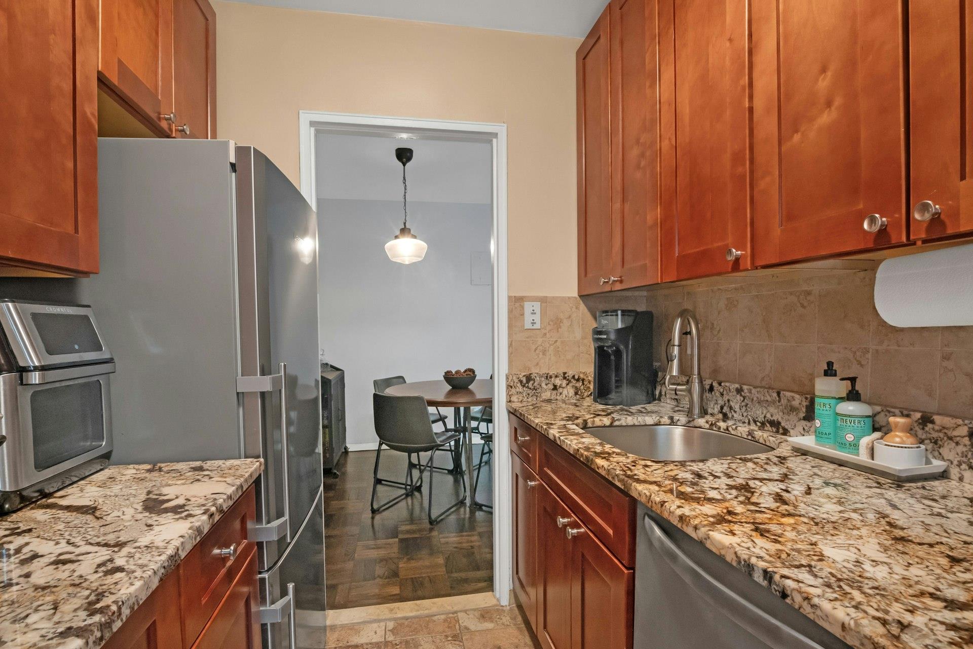 80 E Hartsdale Avenue #209, Hartsdale, New York image 13