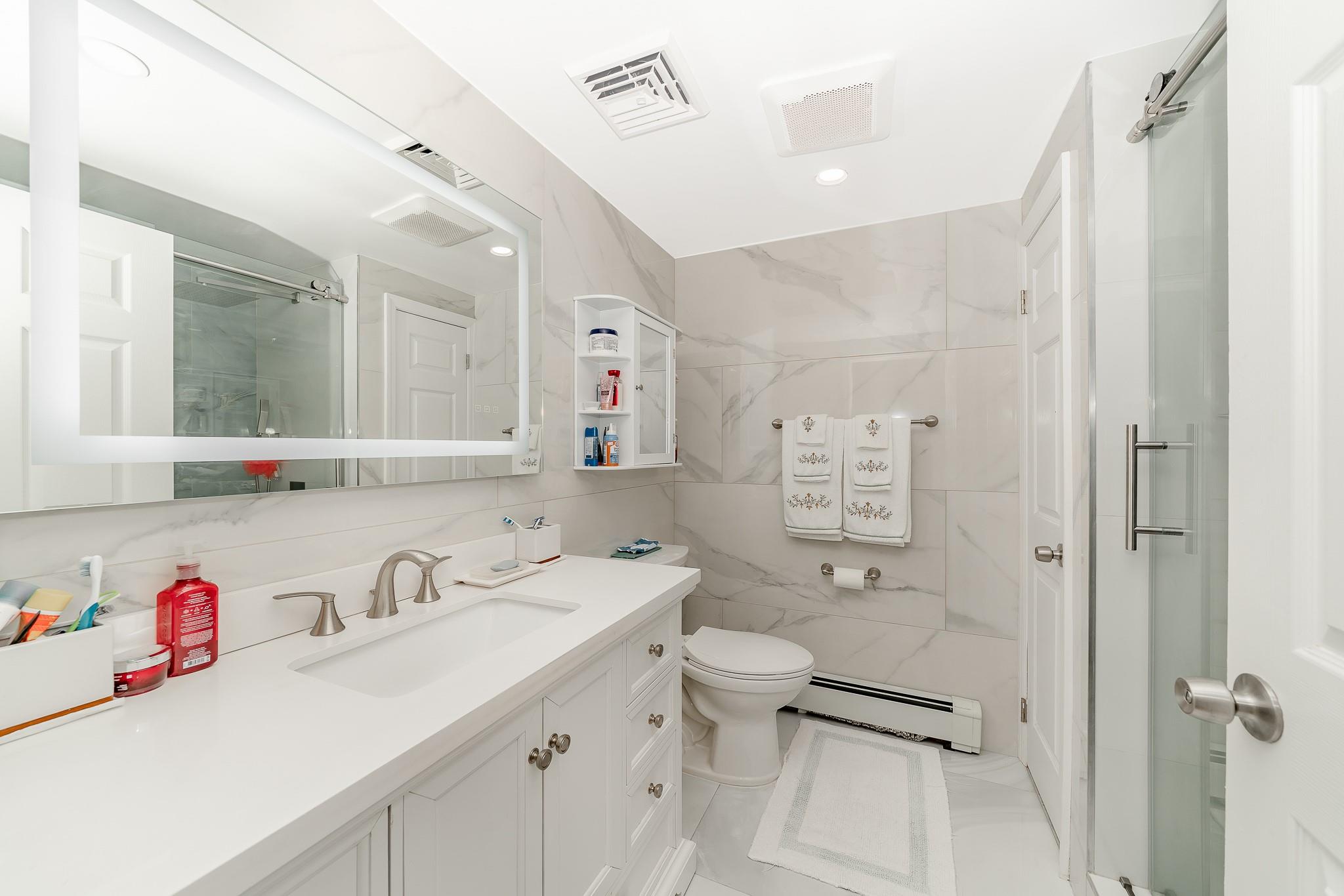 52 Robinwood Drive, Mastic Beach, New York image 15