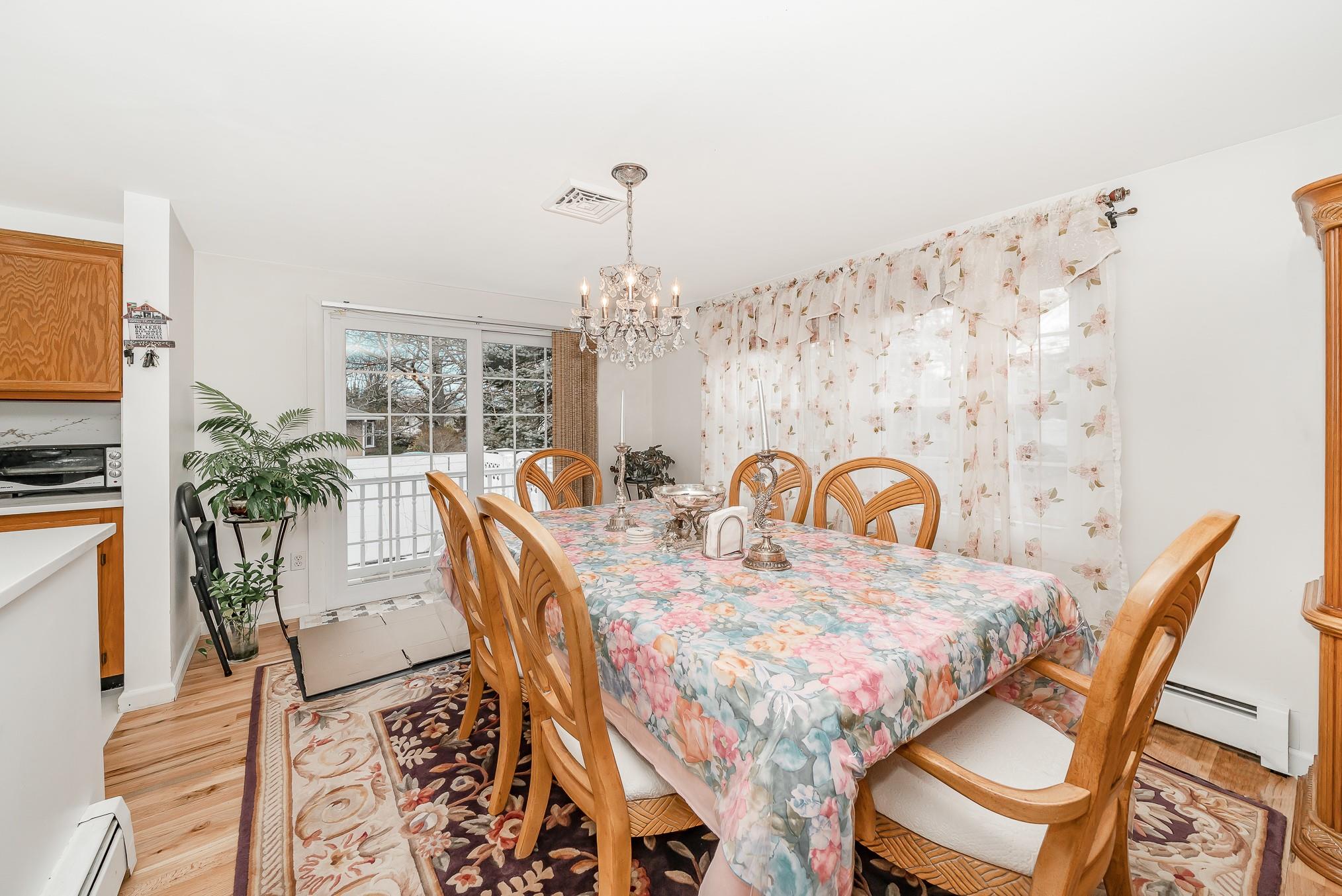 52 Robinwood Drive, Mastic Beach, New York image 10