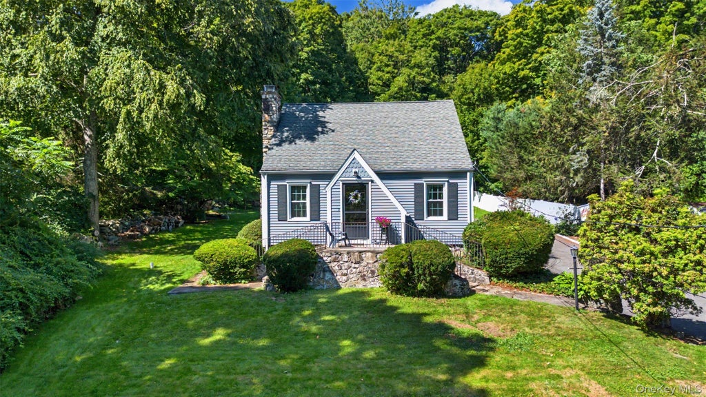 Photo of 195 Oscawana Lake Road, Putnam Valley, NY 10579 (MLS # 1044237)