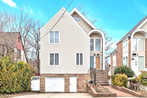 217-63 Corbett Road Bayside NY 11361