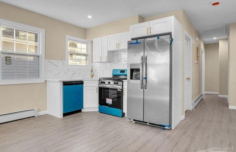 Apartment For Rent - 214 STREET UNIT 2 110-34<br/> Queens County, Queens Village, NY 11429
