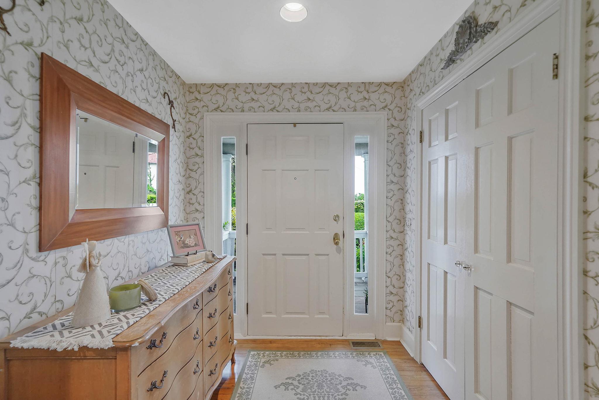 19 Brightwood Street, Patchogue, New York image 7