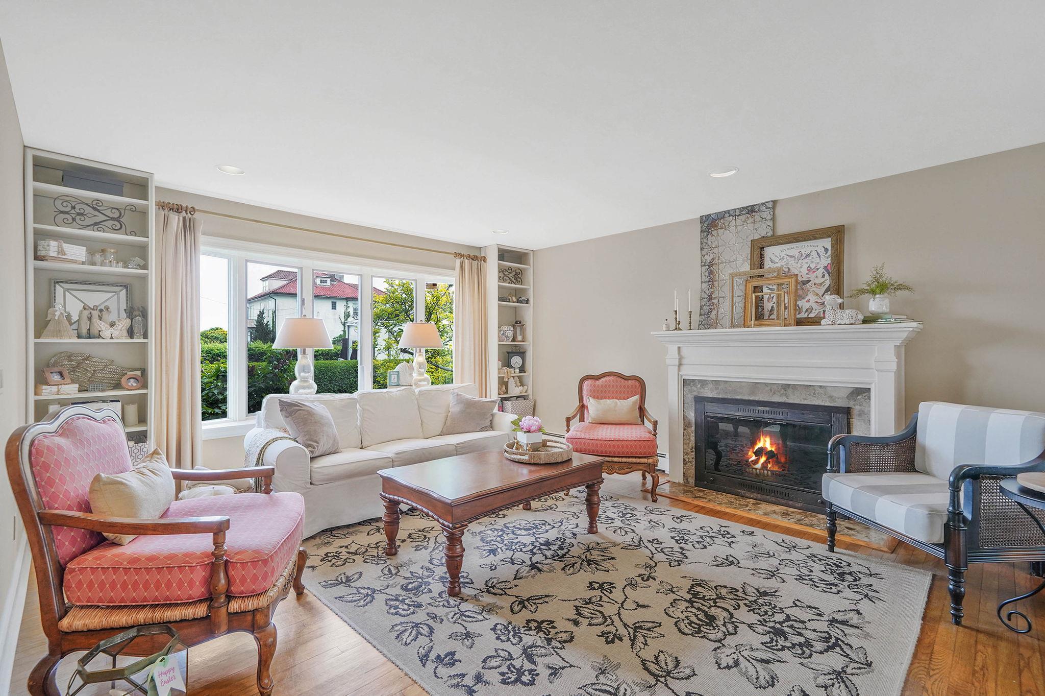 19 Brightwood Street, Patchogue, New York image 9