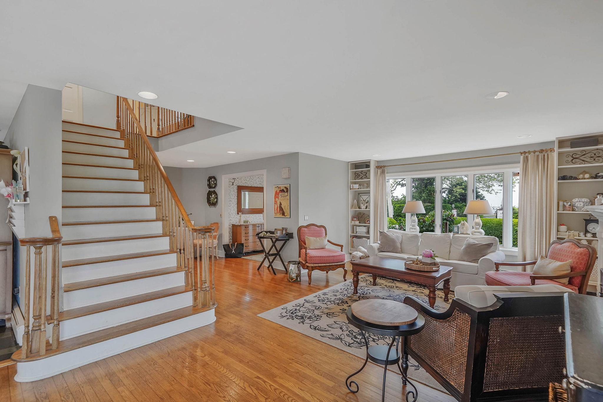 19 Brightwood Street, Patchogue, New York image 12