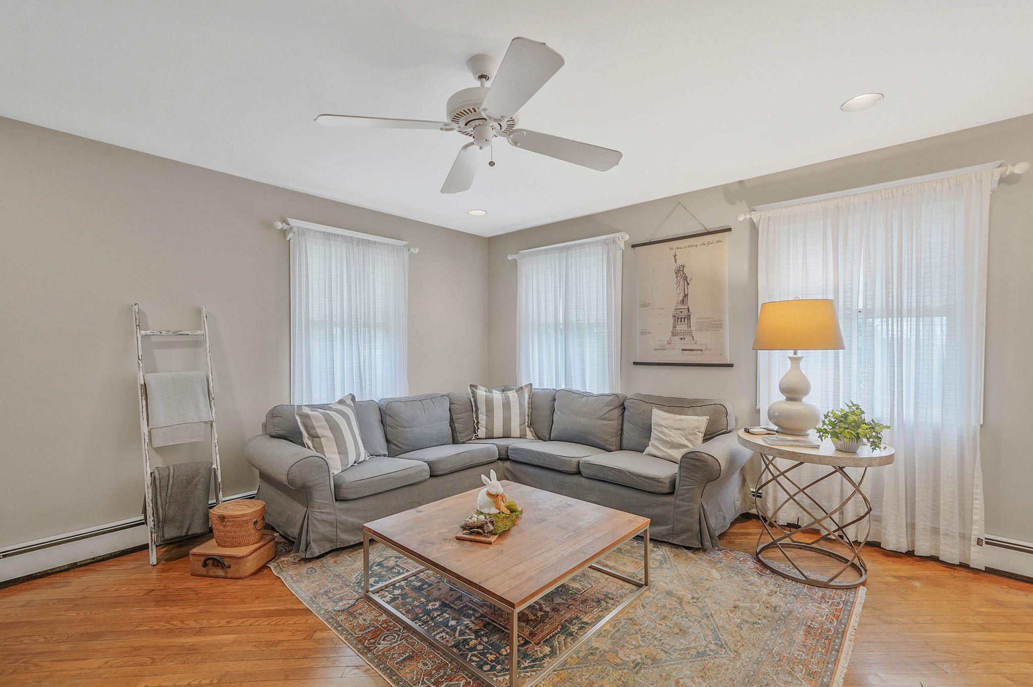 19 Brightwood Street, Patchogue, New York image 20