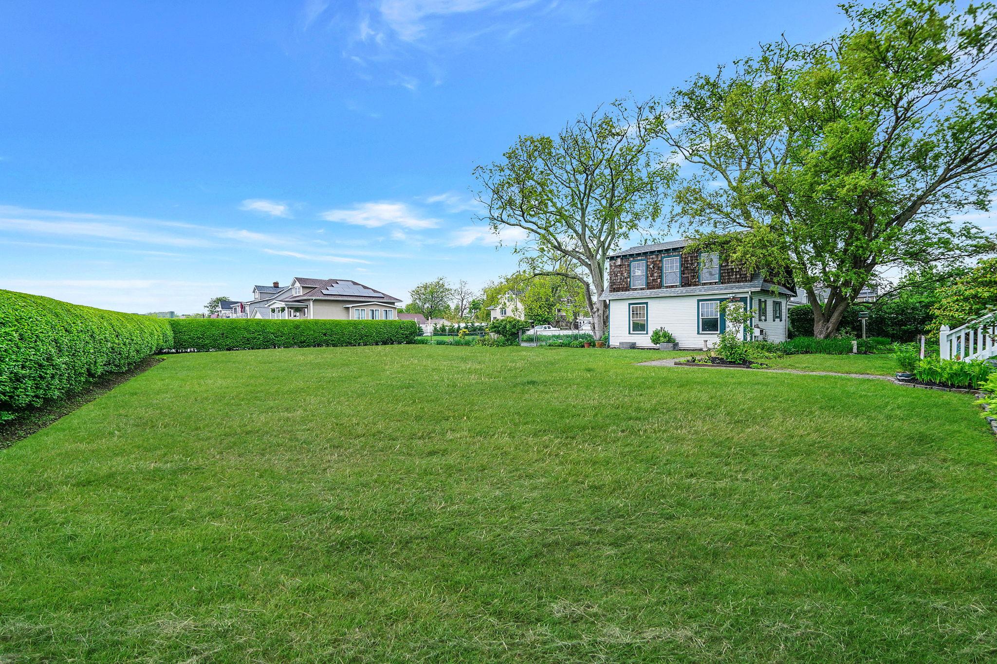 19 Brightwood Street, Patchogue, New York image 42