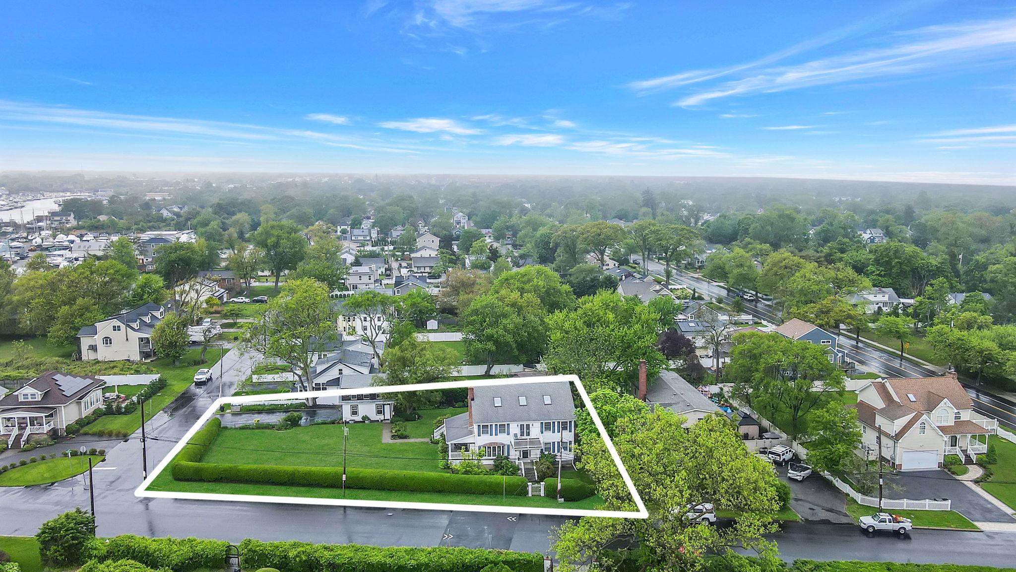 19 Brightwood Street, Patchogue, New York image 3