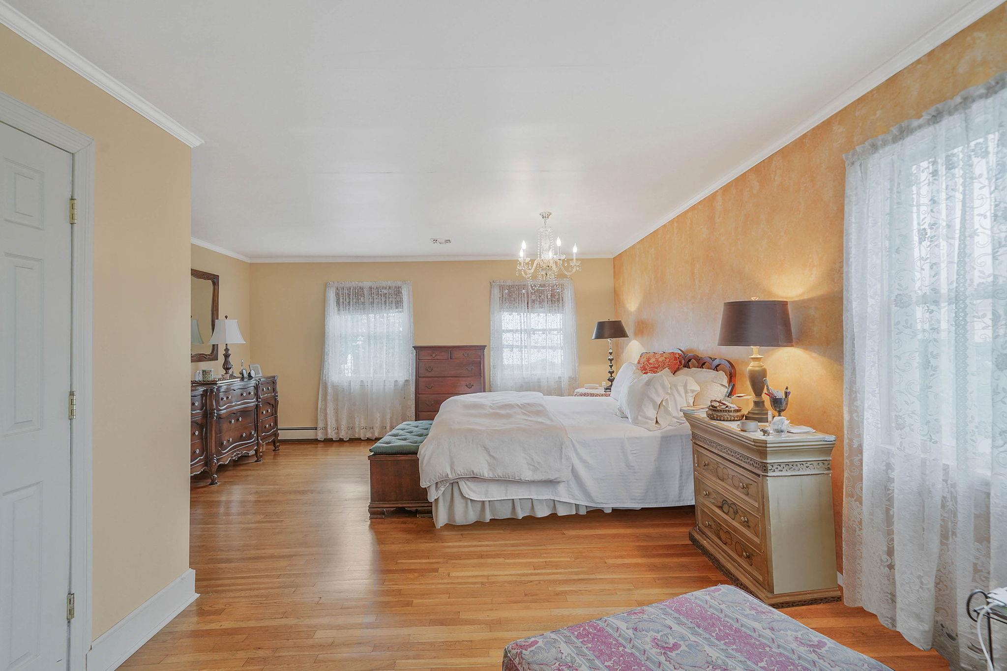 19 Brightwood Street, Patchogue, New York image 30