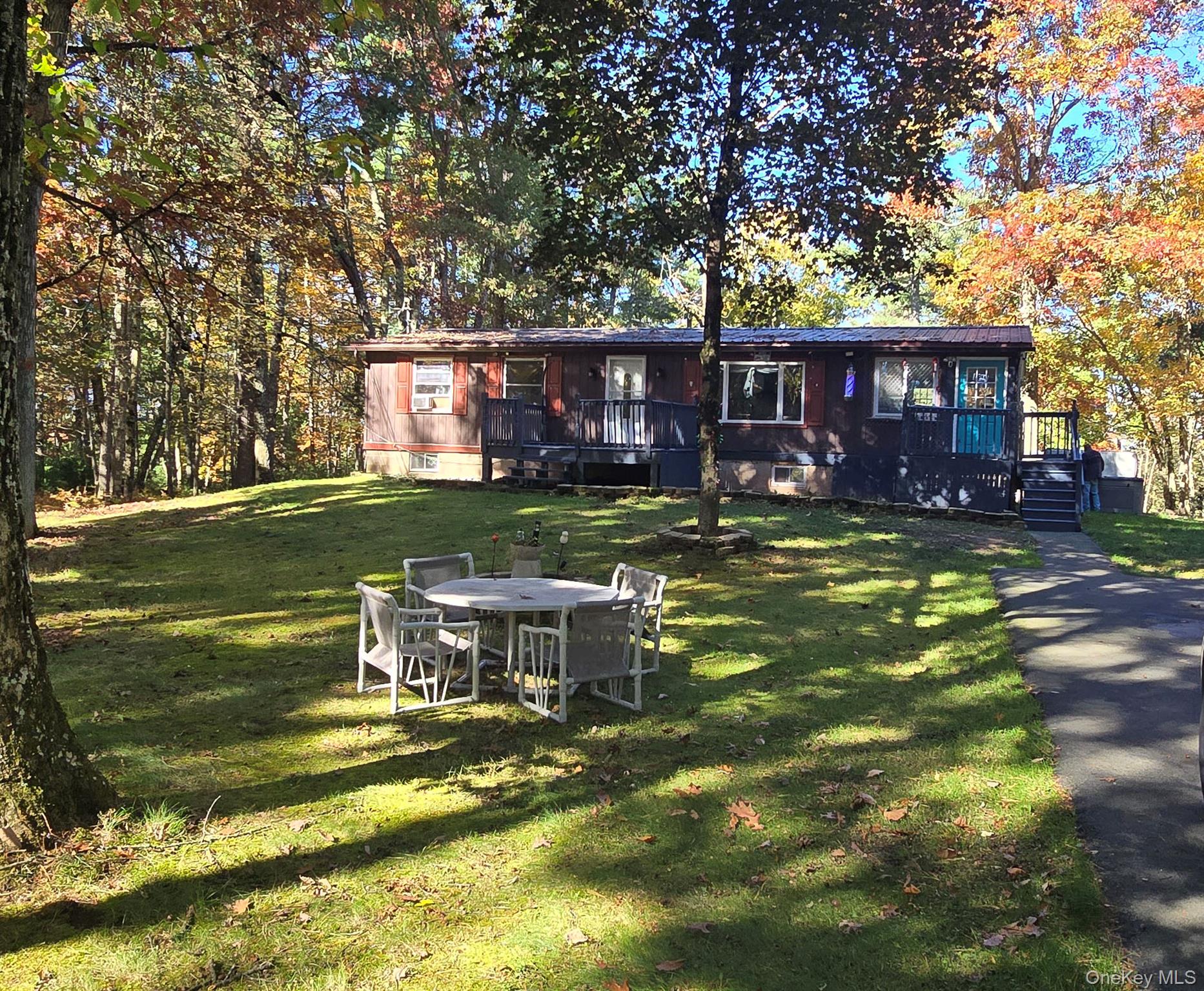 24 Frazier Road