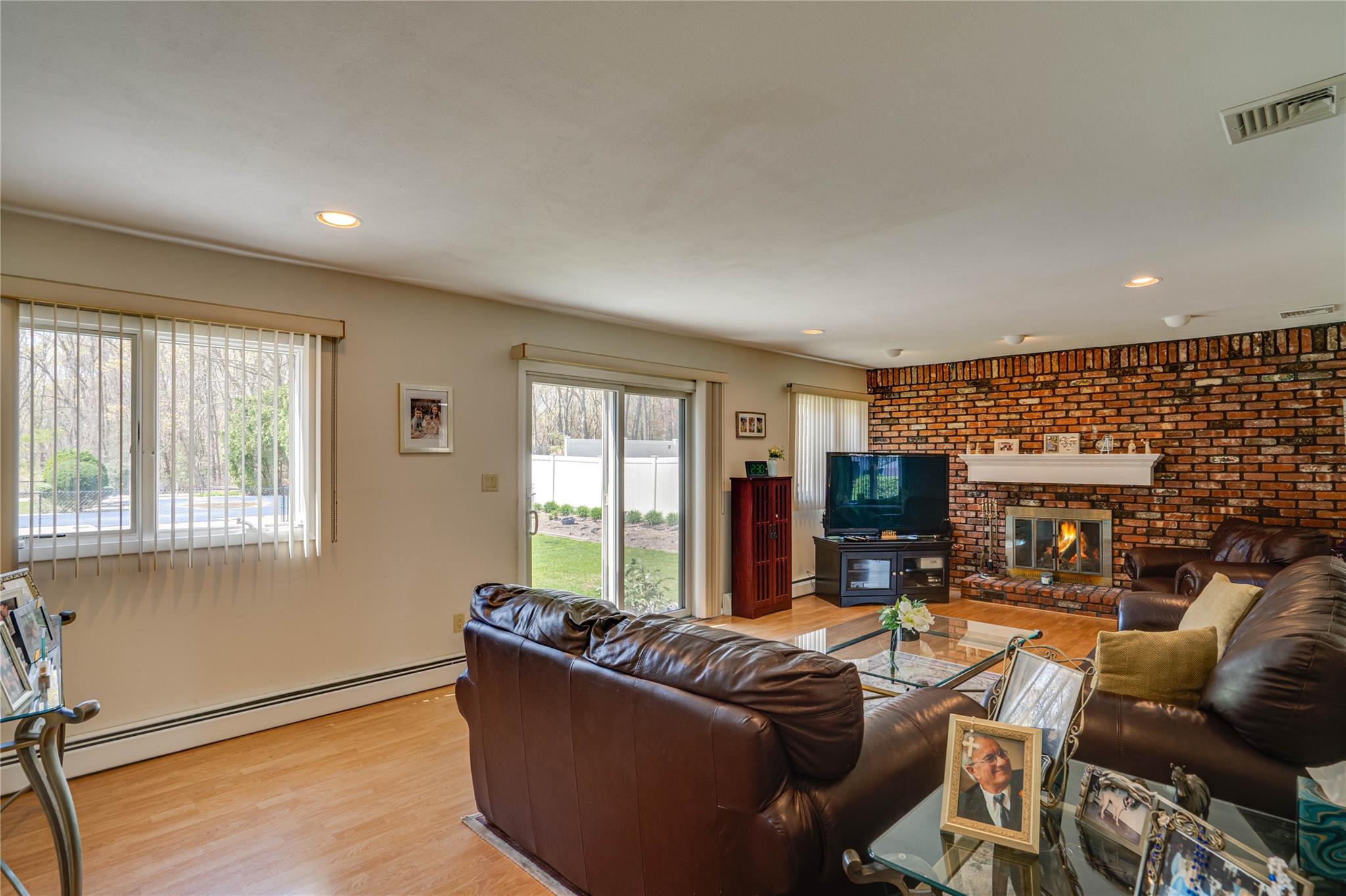 1 Stonehurst Lane, Dix Hills, New York image 19