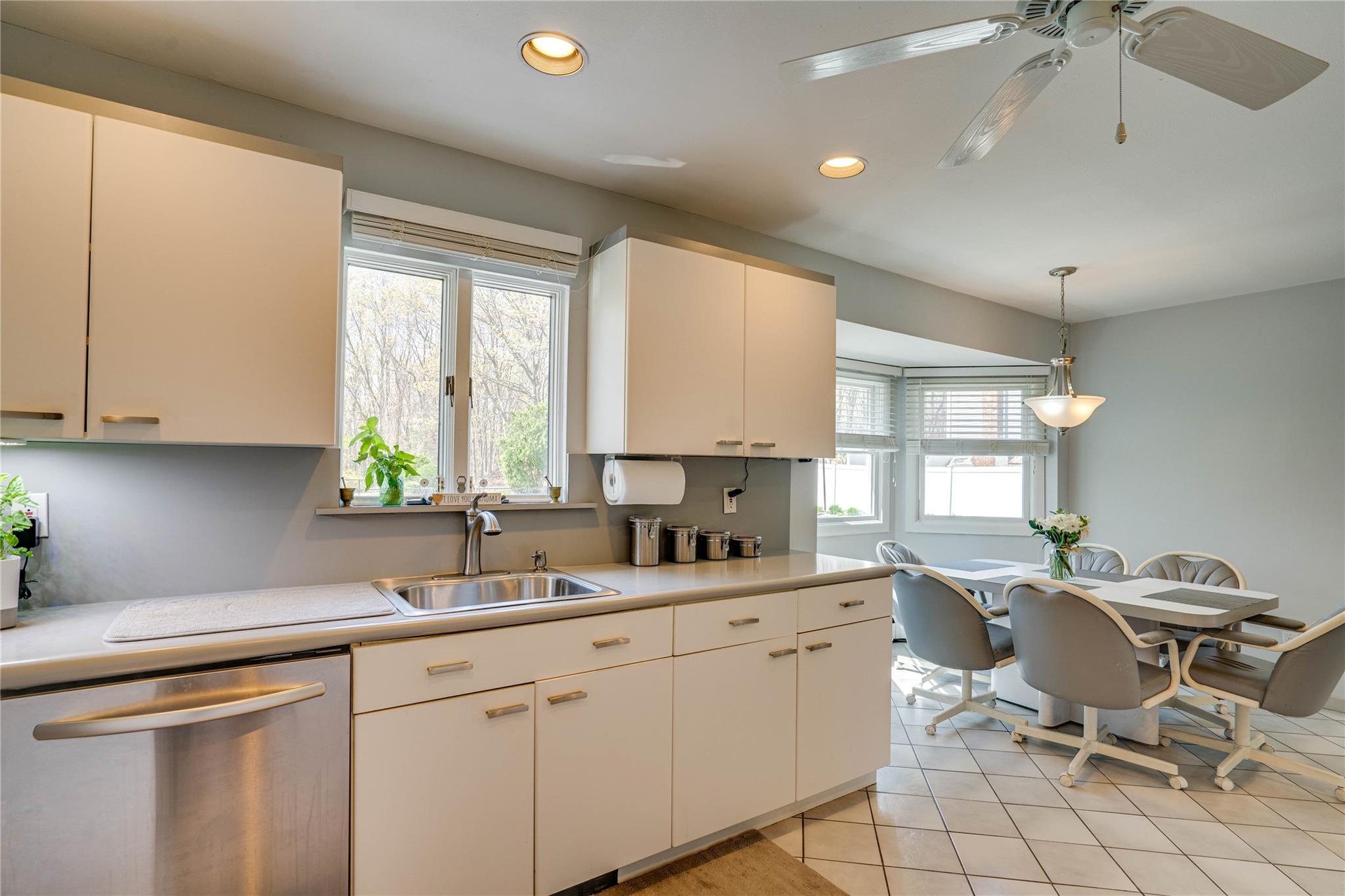 1 Stonehurst Lane, Dix Hills, New York image 27