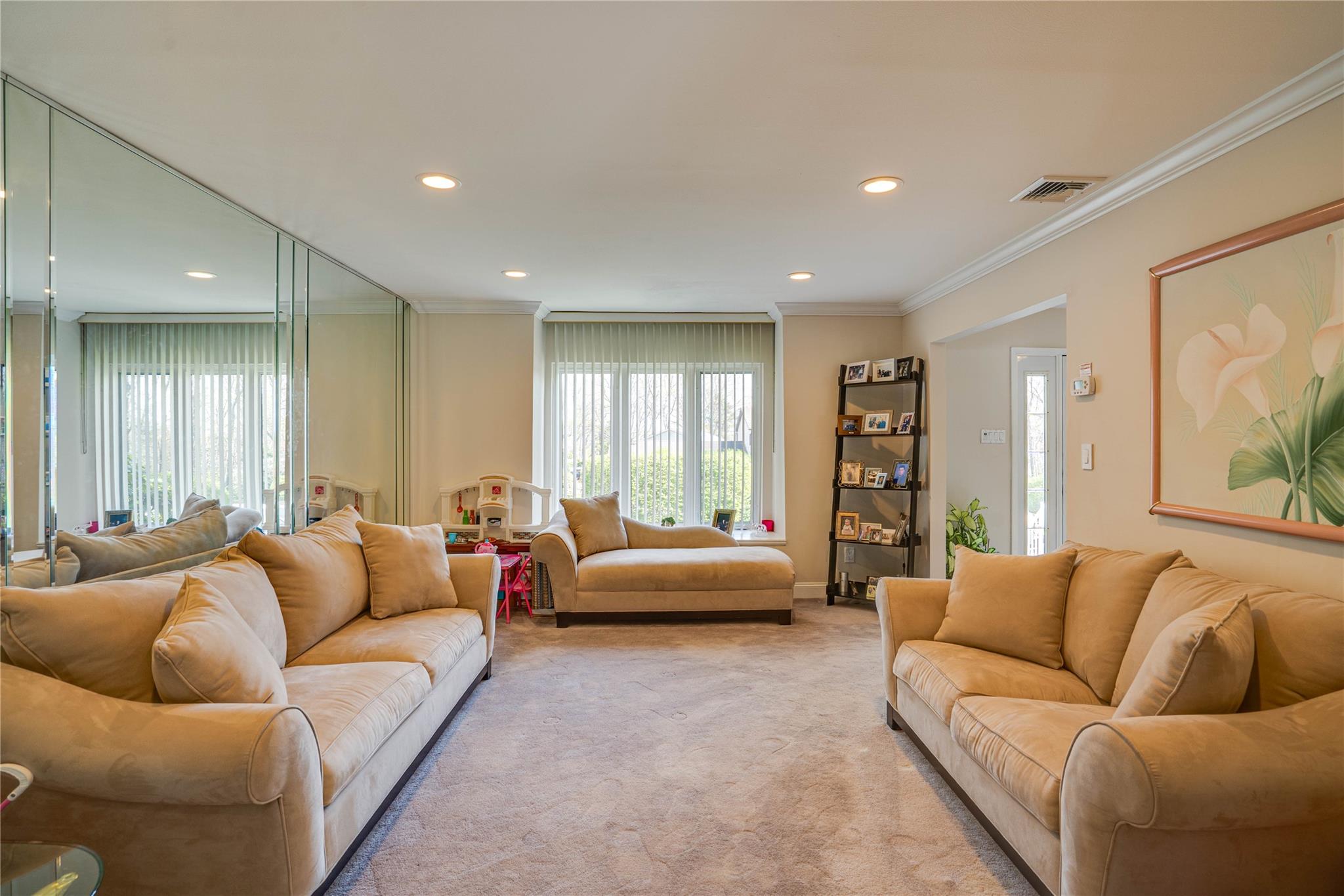 1 Stonehurst Lane, Dix Hills, New York image 15