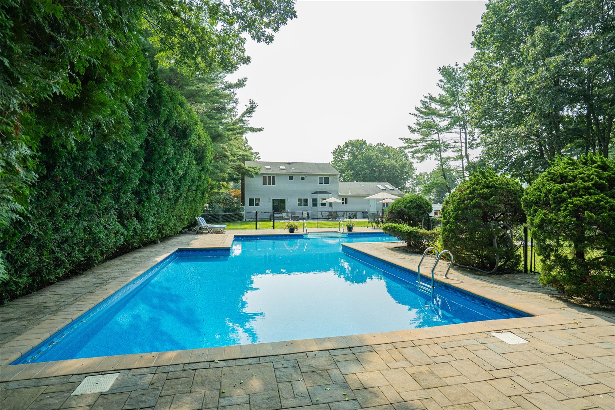 1 Stonehurst Lane, Dix Hills, New York image 44