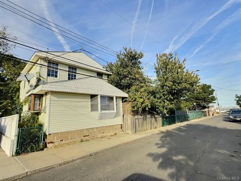 815 Walton Road Broad Channel NY 11693