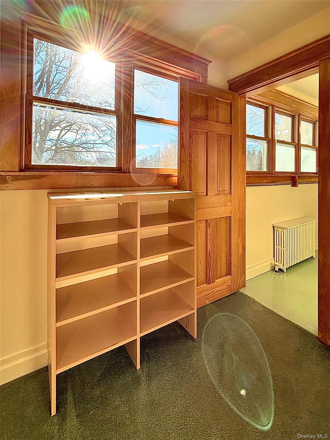 Rhinebeck, New York 12572, United States, 2 Bedrooms Bedrooms, ,2 BathroomsBathrooms,Residential,Active,249271