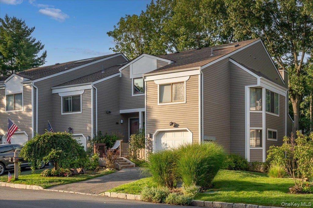 Photo of 53 Top Of The Ridge #A9, Mamaroneck, NY 10543 (MLS # 1039452)