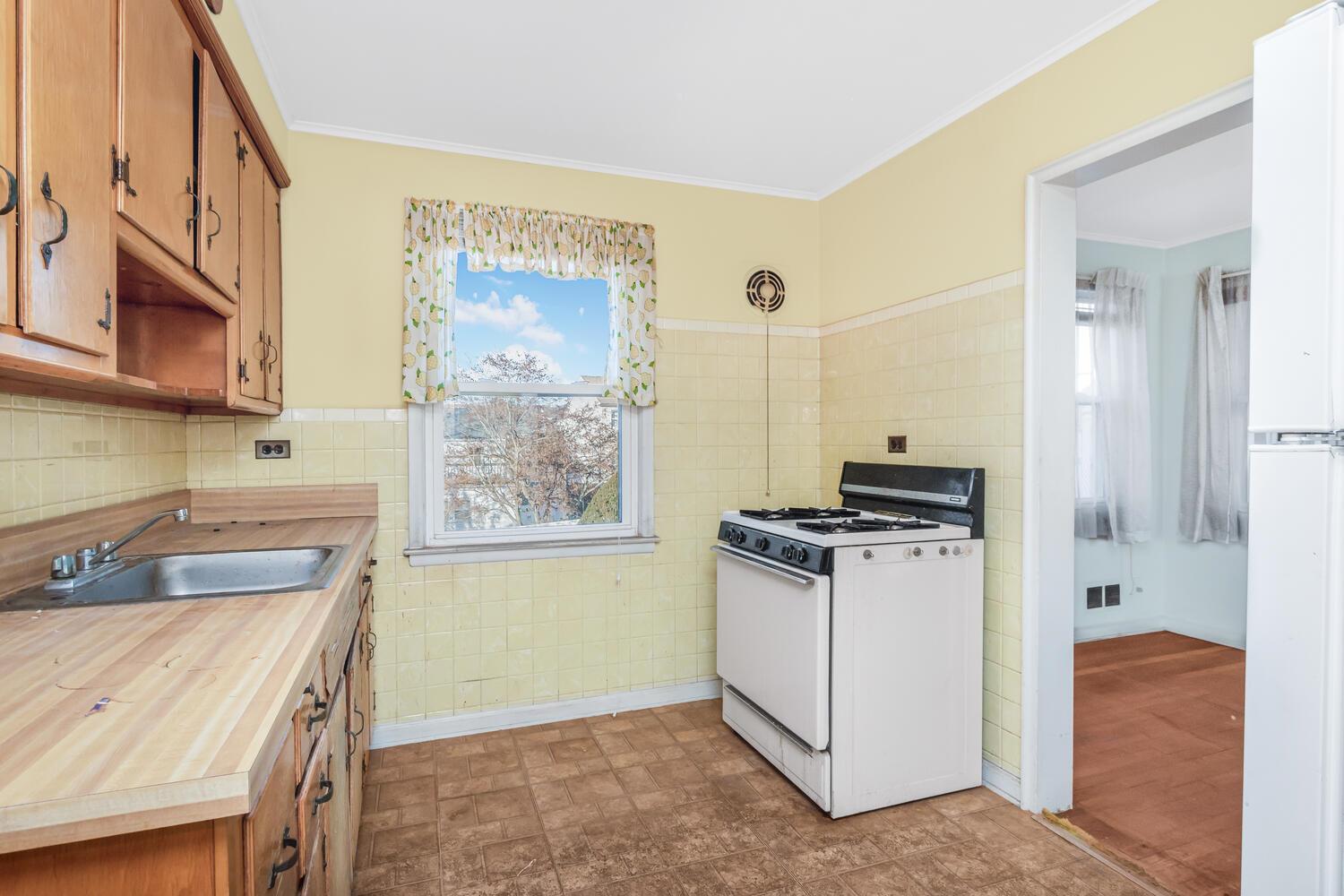 11 Abbott Street, Yonkers, New York image 5