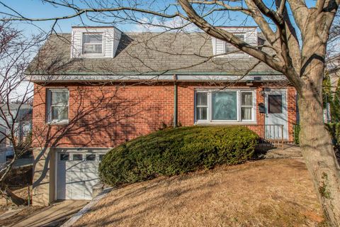 11 Abbott Street, Yonkers, NY 10703 - MLS#: 834939