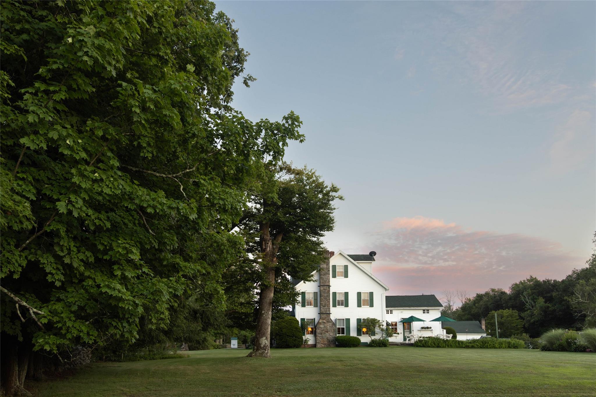 Crumley Van Vactor Road, Ferndale, New York - 7 Bedrooms  
3 Bathrooms  
16 Rooms - 
