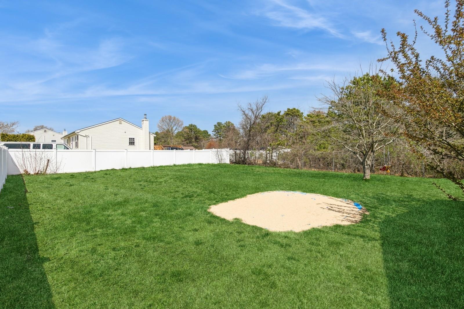 601 N Dunton Avenue, East Patchogue, New York image 18