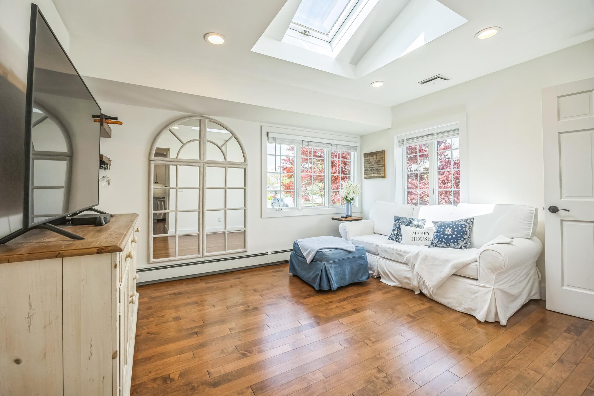 26 Forte Avenue, Old Bethpage, New York image 12