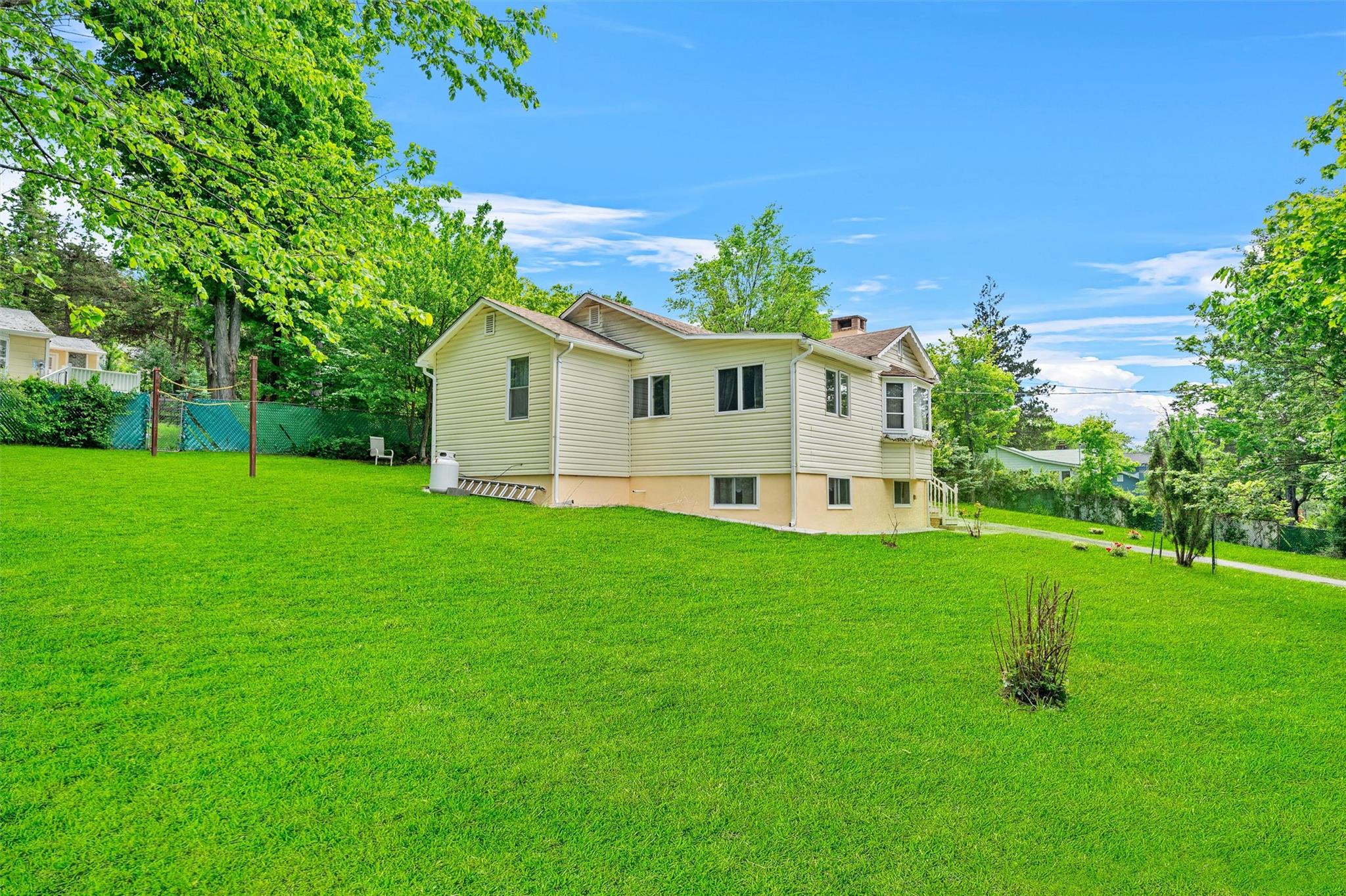 7 Crestwood Trail, Monroe, New York image 4