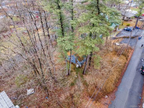 Homes For Sale - 56 South Drive<br/> Kingston, NY 12477