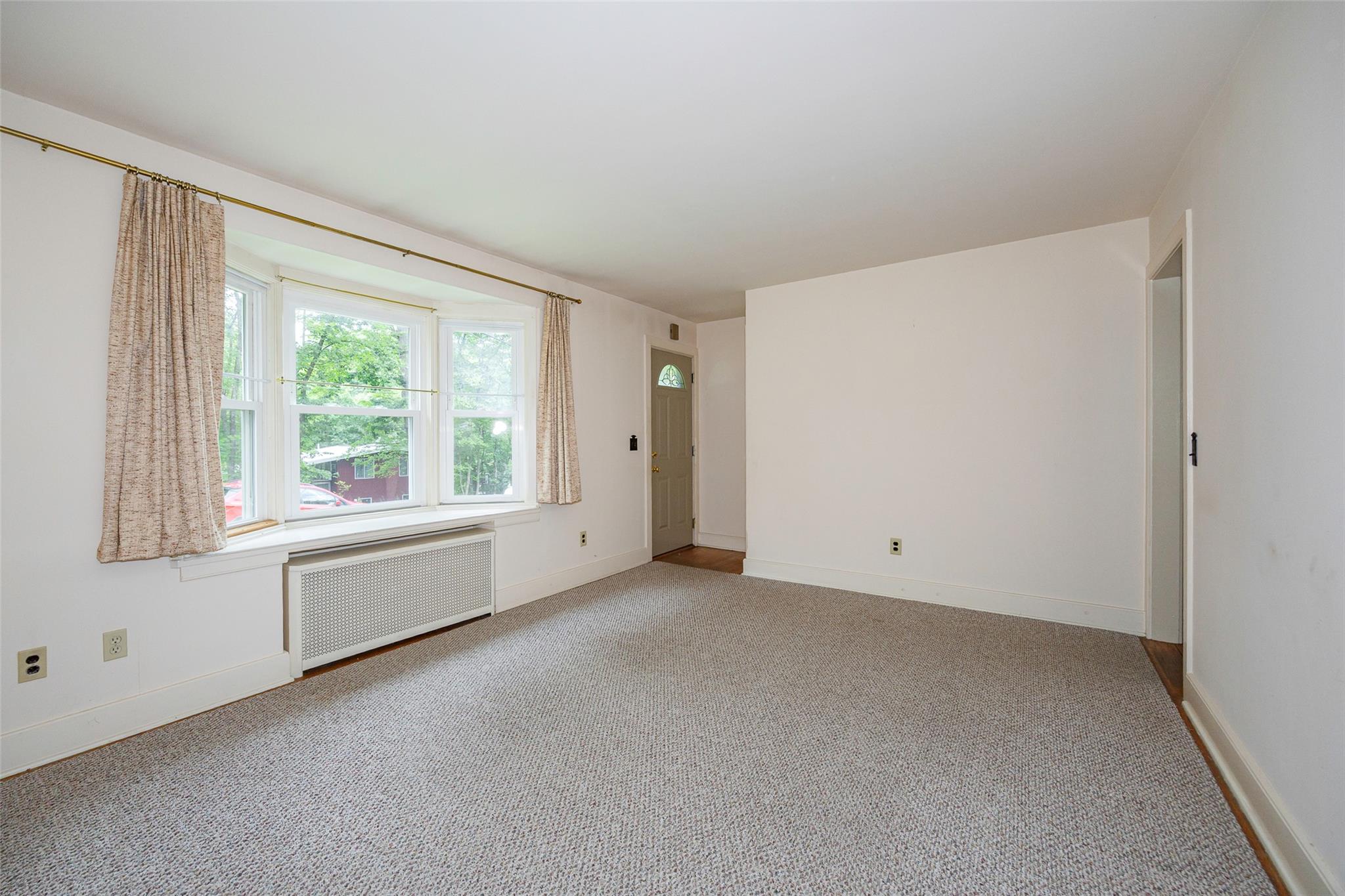 32 N Oakwood Terrace