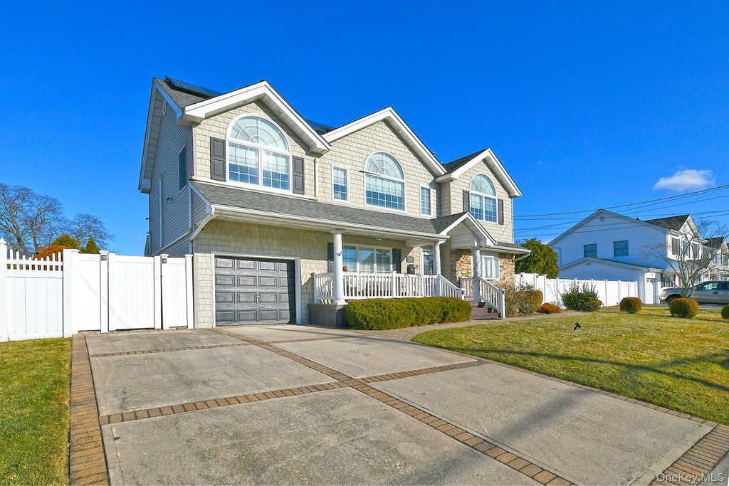 Photo of 120 Brenner Avenue, Bethpage, NY 11714 (MLS # 948710)