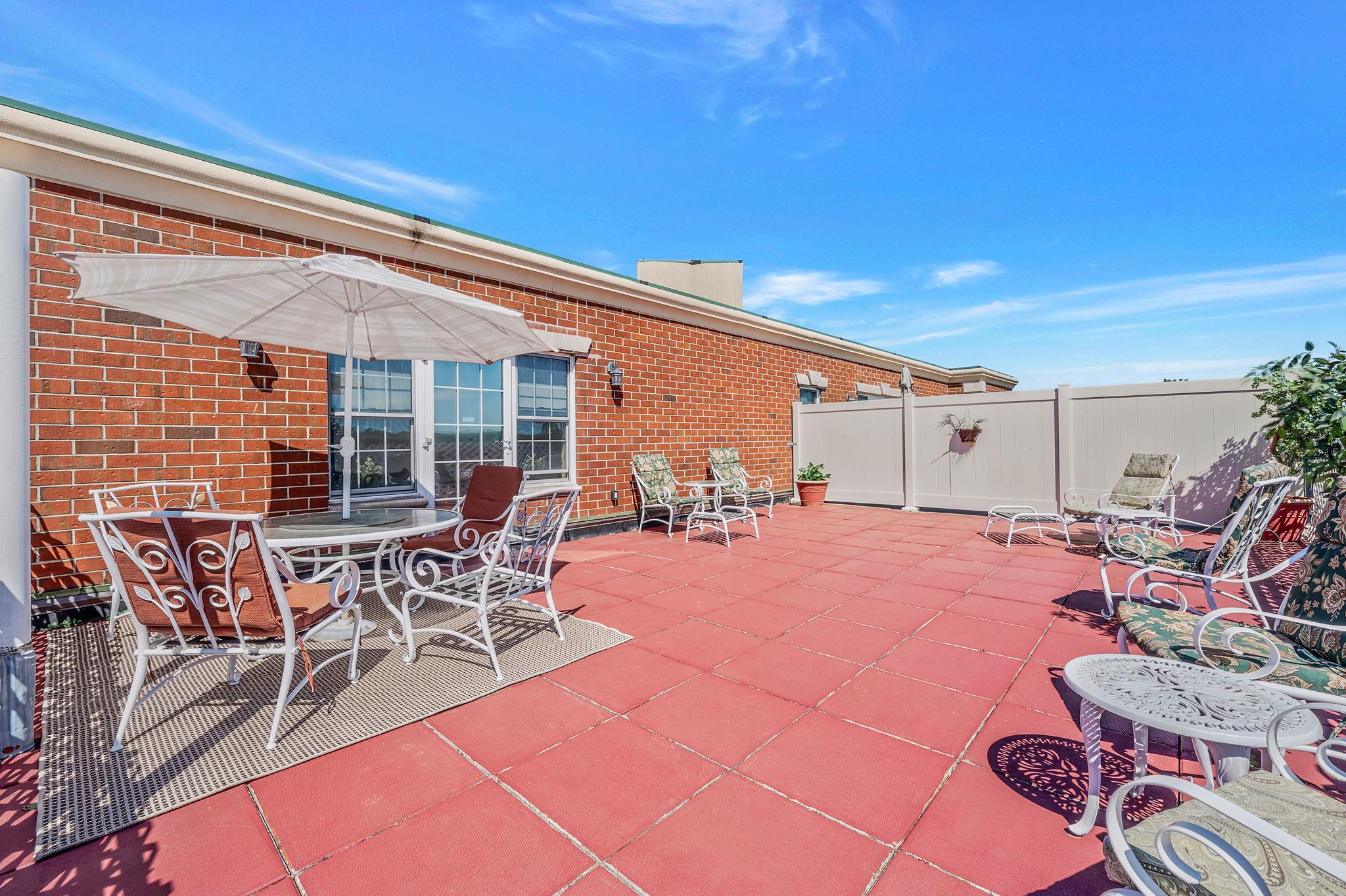 50 Merrick Avenue, East Meadow, New York image 22