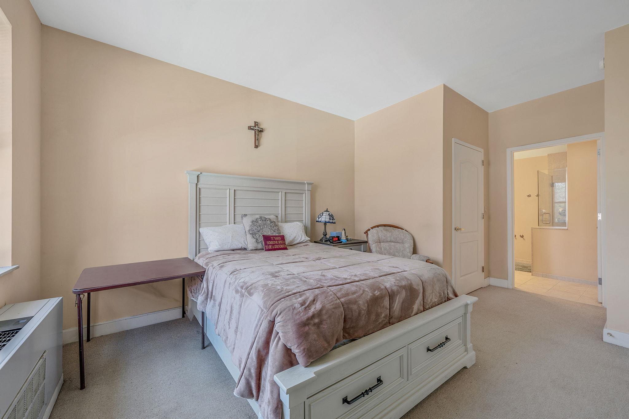 50 Merrick Avenue, East Meadow, New York image 9