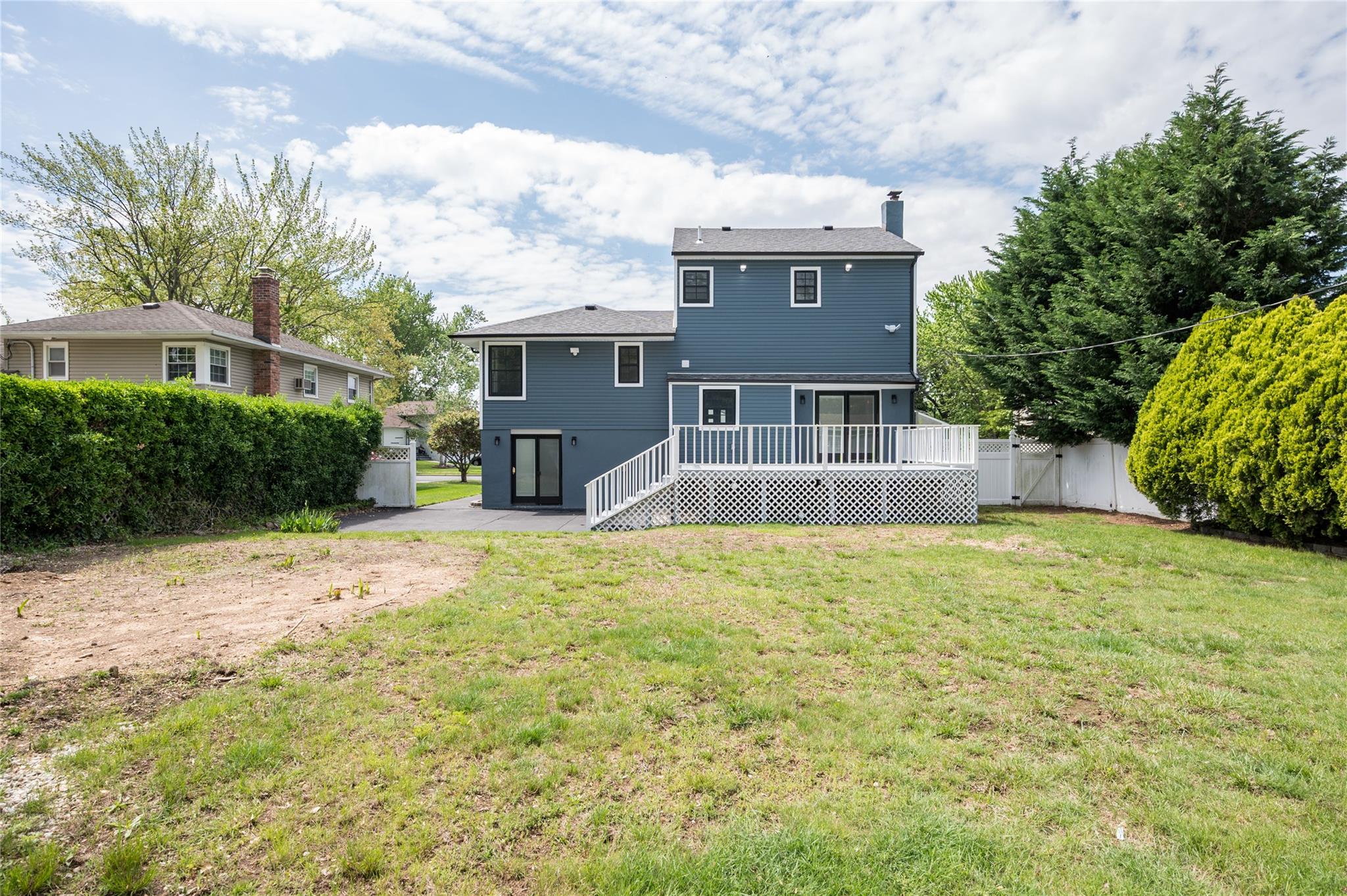 3625 Lynn Lane Ln, Wantagh, New York image 33