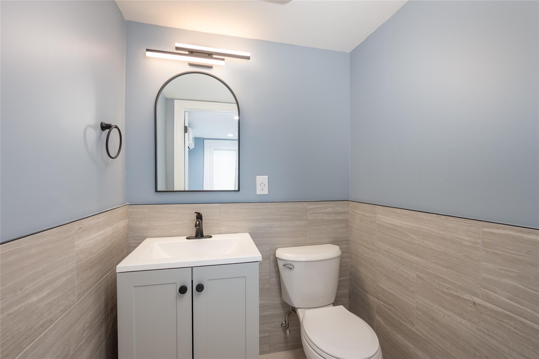 3625 Lynn Lane Ln, Wantagh, New York image 27