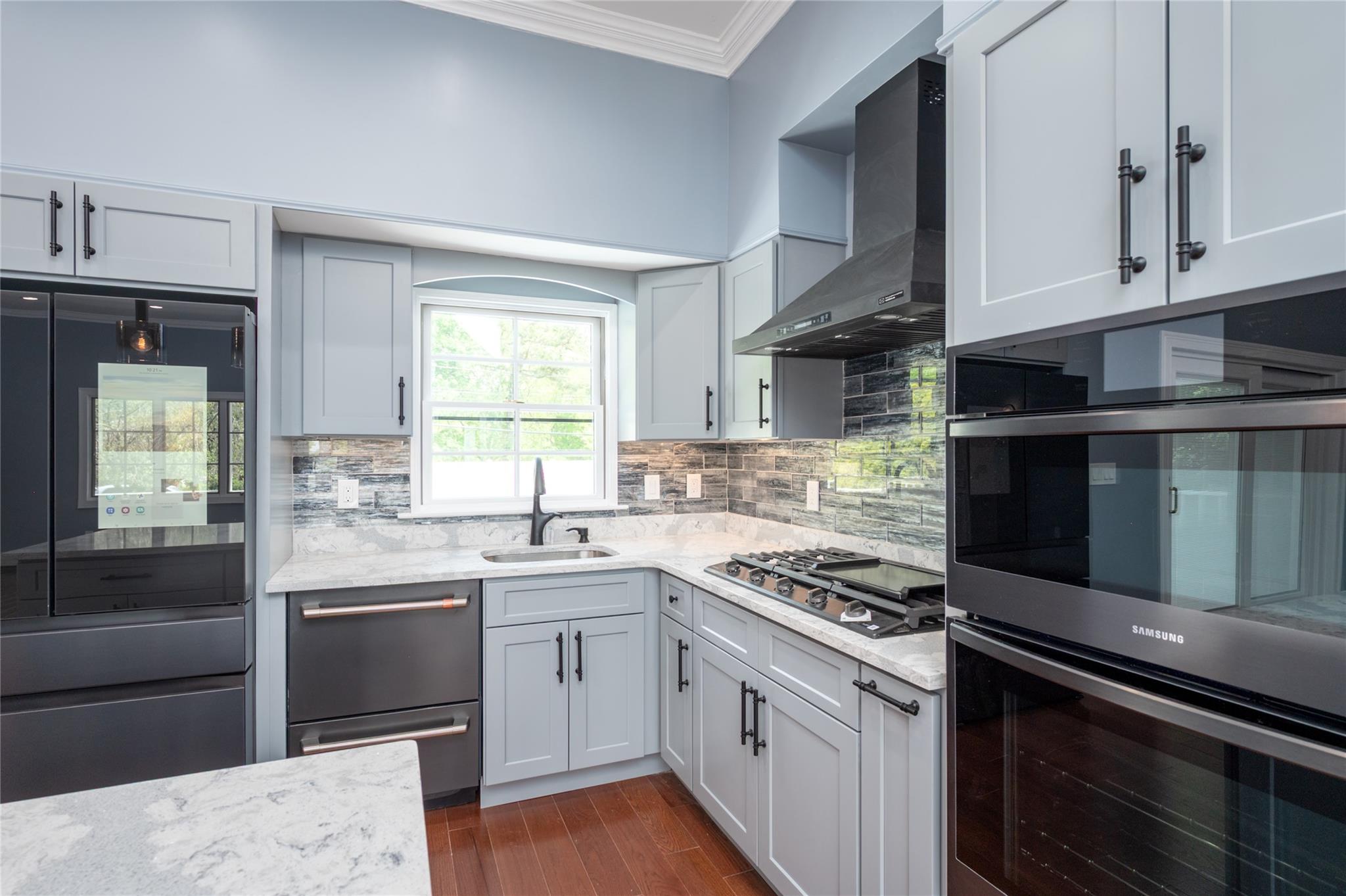 3625 Lynn Lane Ln, Wantagh, New York image 10