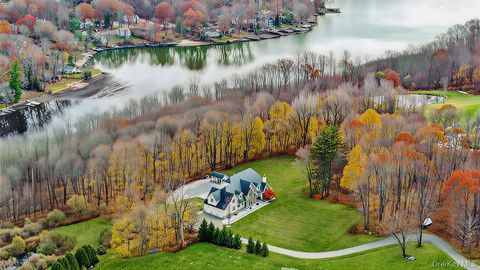 47 Kayla Lane Mahopac NY 10541