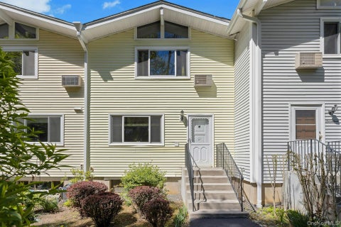 Photo of 18 Scenic Circle, Croton-on-Hudson, NY 10520 (MLS # 996454)