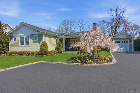 44 Fort Hill Road Huntington NY 11743