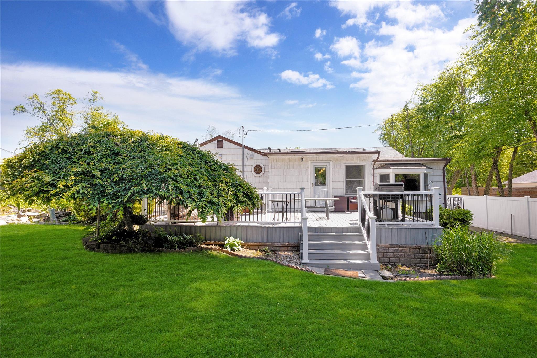 18 Hamilton Street, Farmingdale, New York image 33