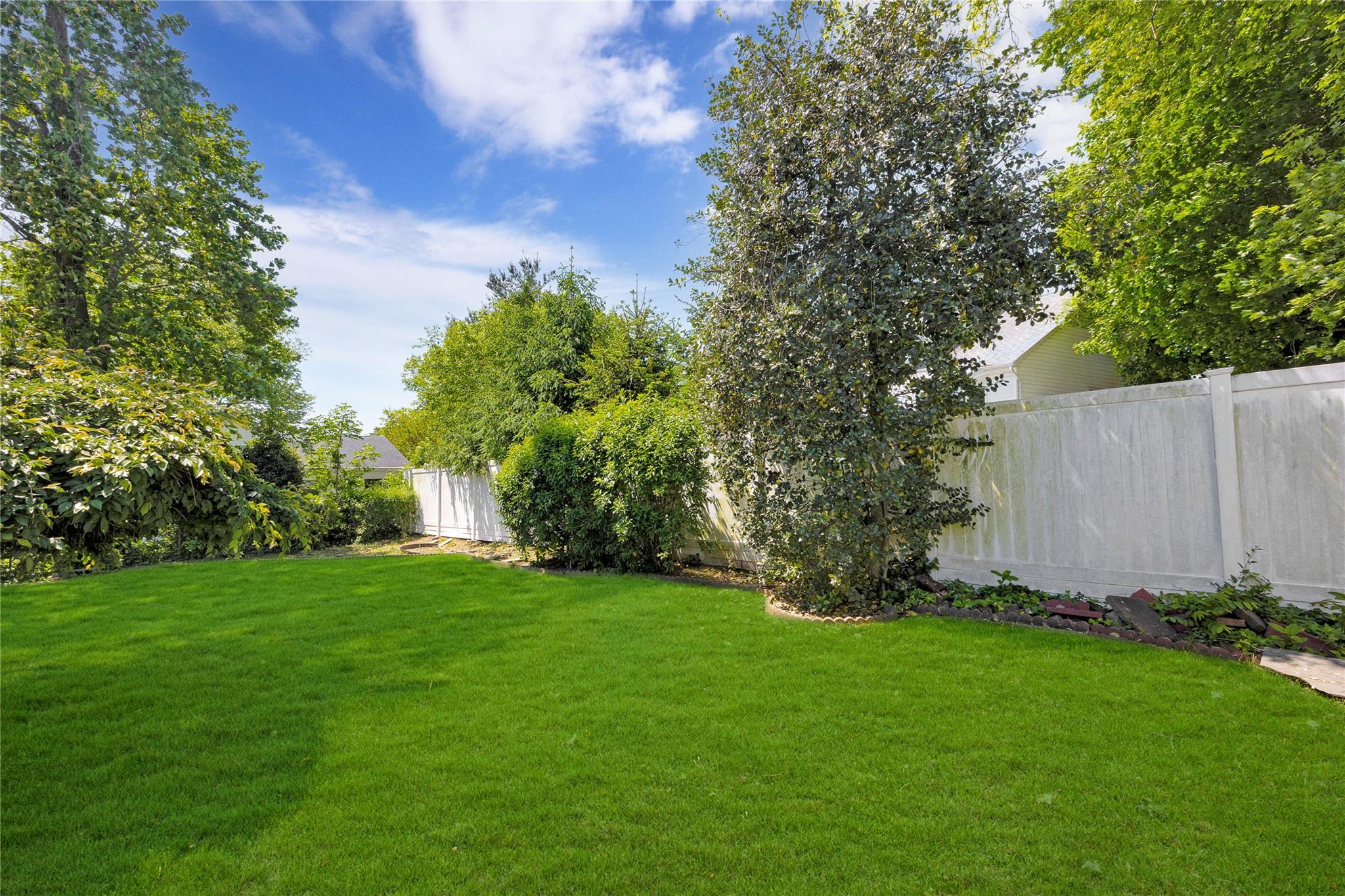 18 Hamilton Street, Farmingdale, New York image 31