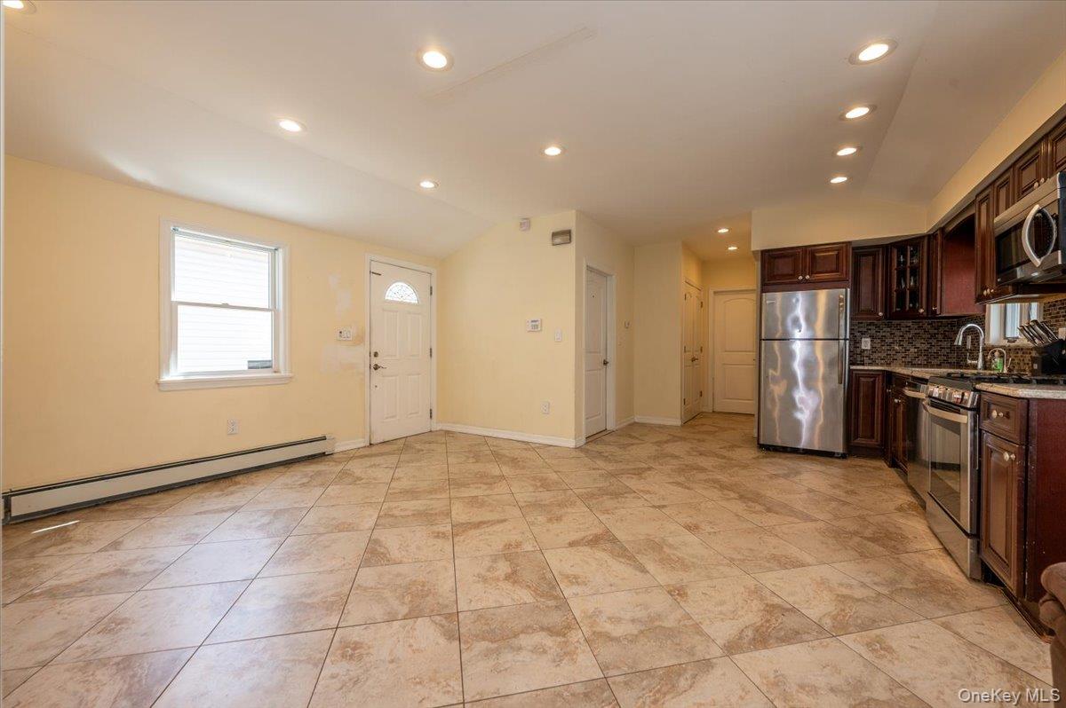 64D Edgewater Park 64D