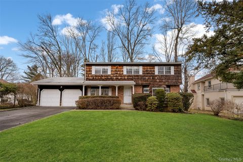 Homes For Sale - 36 W Terrace Road<br/> Great Neck, NY 11021