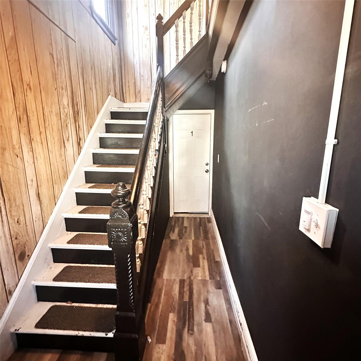 Poughkeepsie, New York 12601, United States, 1 Bedroom Bedrooms, ,1 BathroomBathrooms,Residential,Active,95756